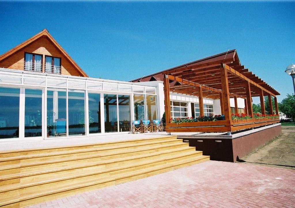 Hotel Juventus Веленце Екстериор снимка